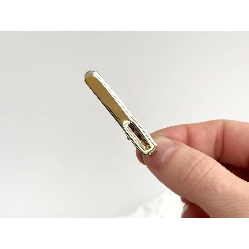 Minimalist 80's Style Smooth Gold Toned Vintage Men's Tie Bar | Tie Clip
